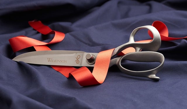 Applique (Duck Bill) Scissors